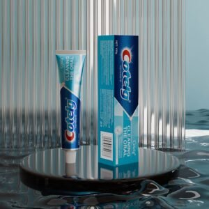 Natural Mint Toothpaste Freshens Breath